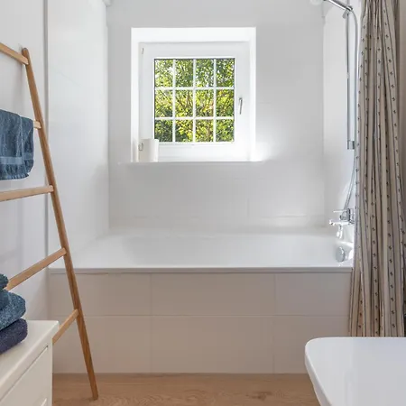 Дом отдыха Rousehues Risum-Lindholm